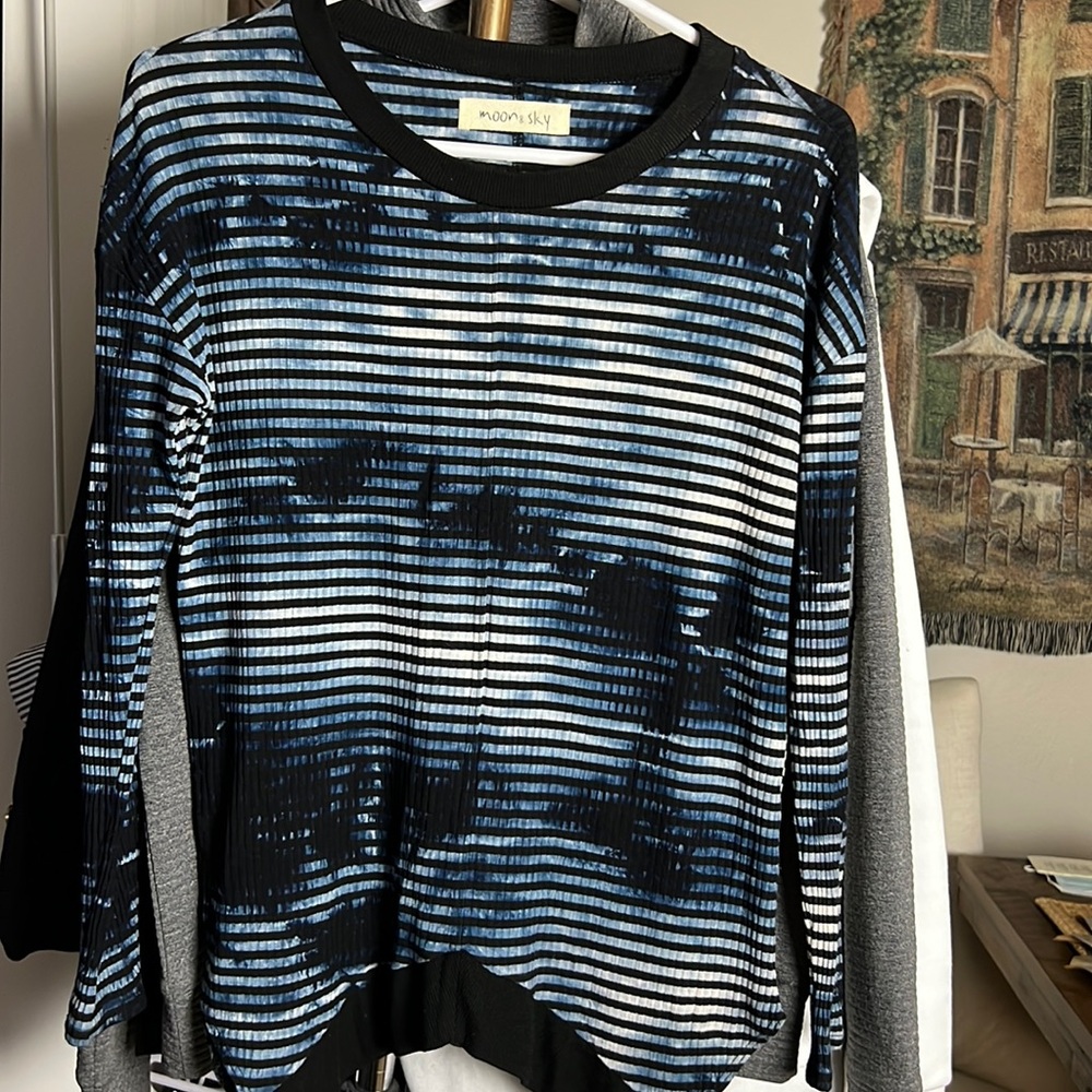Tide dye blue top